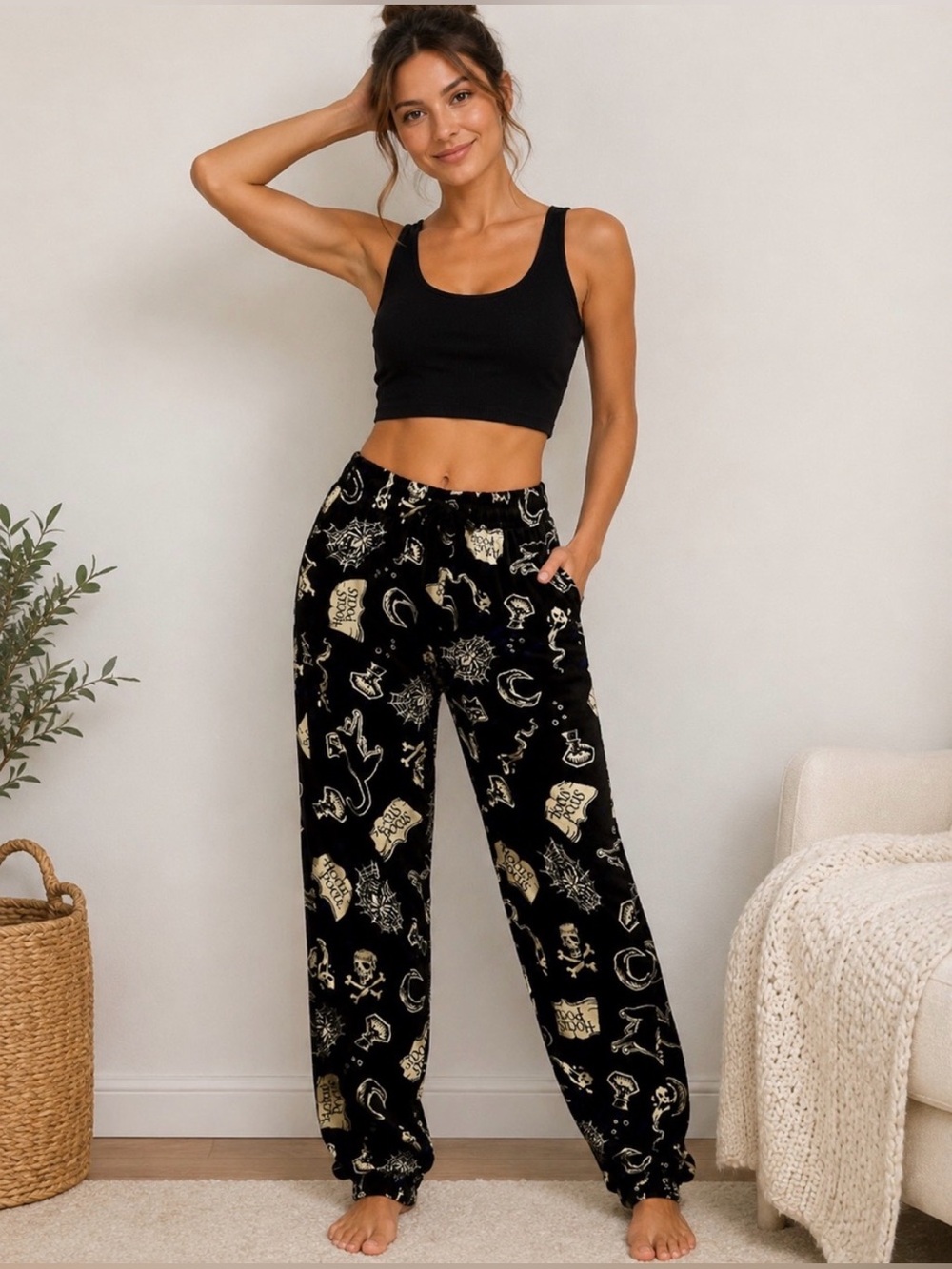 Disney Hocus Pocus Lounge Pants Pajama Bottoms Black All-Over Print